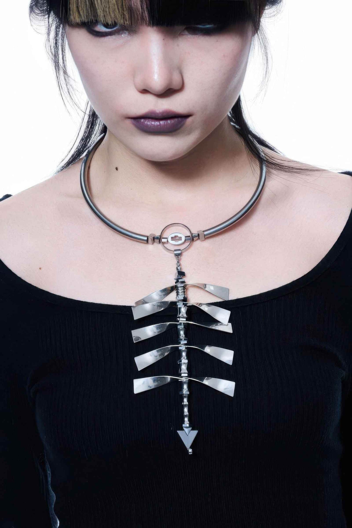 Cyberpunk Spine Design Necklace - Futuristic Sweater Chain